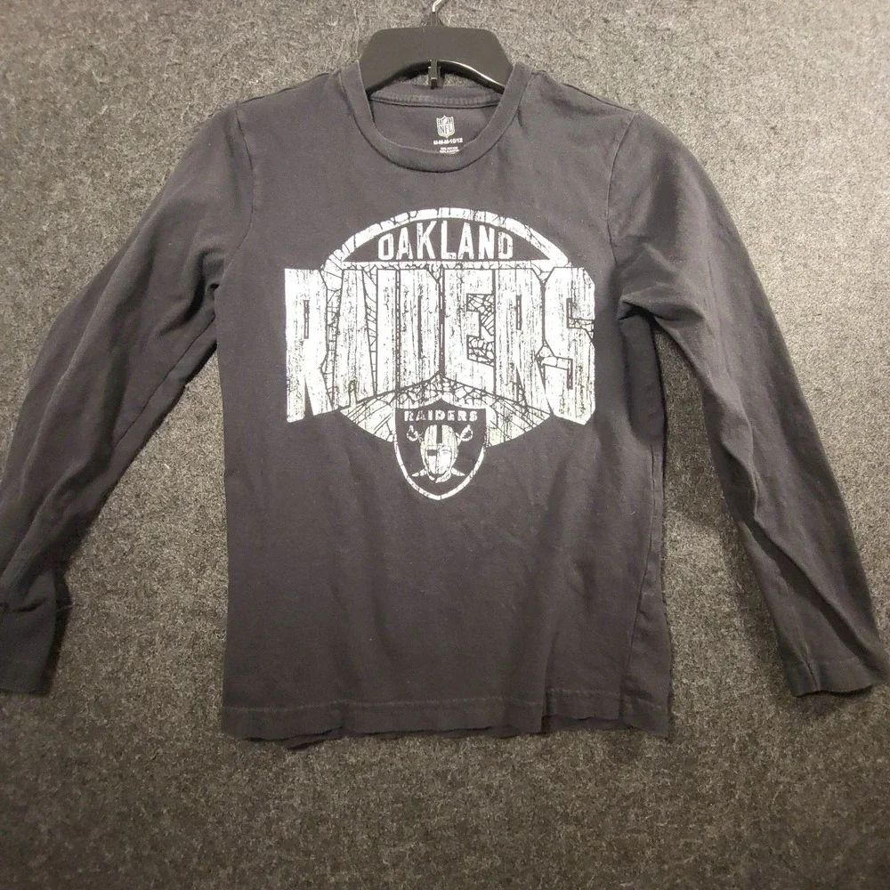 Oakland Raiders NFL Kids Long Sleeve Shirt Black Graphic Tee Youth M 10/12